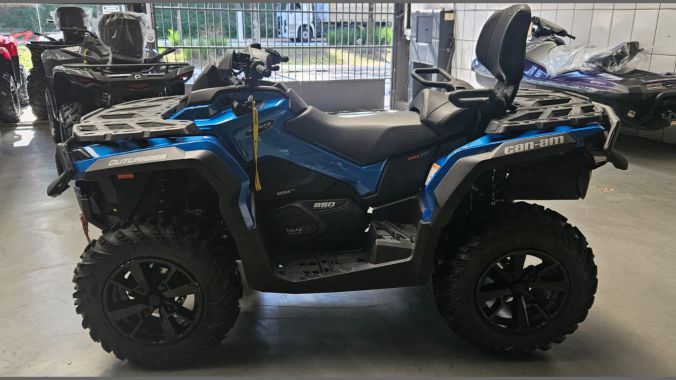 02 Outlander 850 Max
