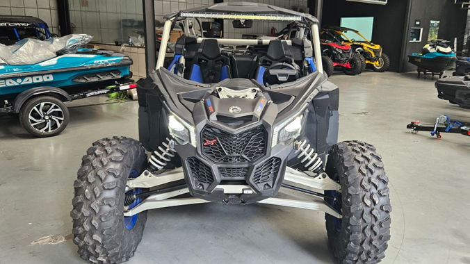 02 X3 XRS