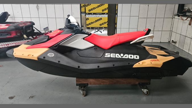 06 Spark Trixx 3Up 2024