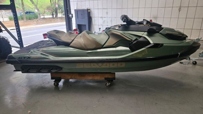 03 GTX 300 Limited
