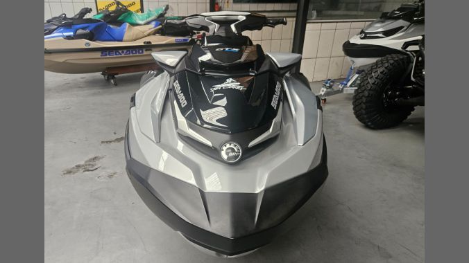 03 Sea Doo GTX 300 Limited 2021