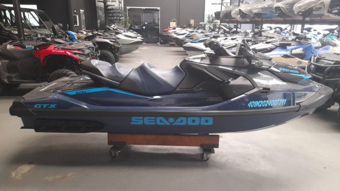 06 Sea Doo GTX 230 2024