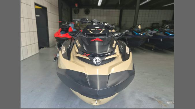 05 Sea Doo RXT X 325 2025